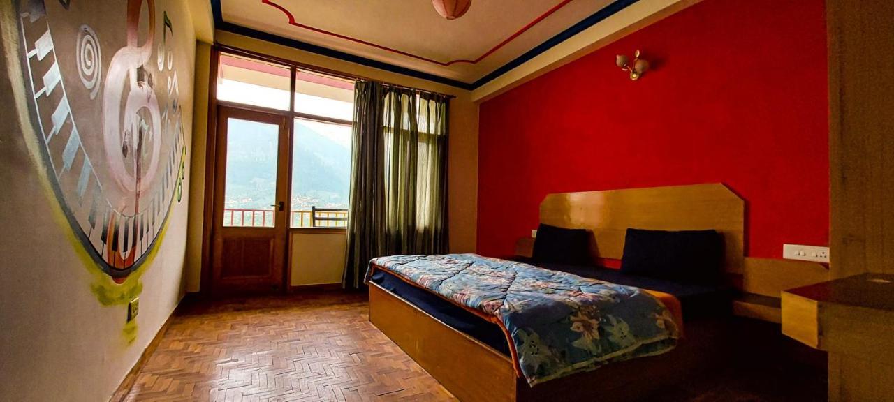 La Vaca India Manali Hostel Exterior foto