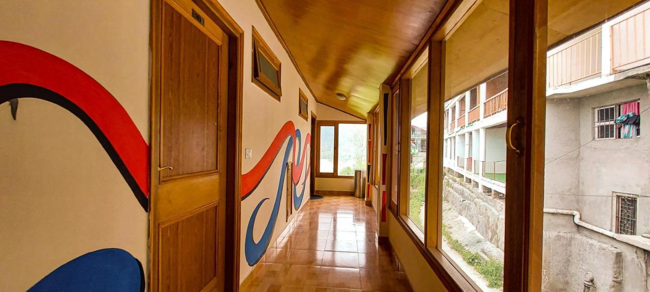 La Vaca India Manali Hostel Exterior foto